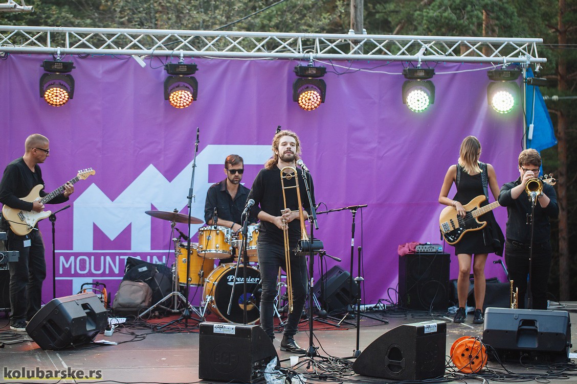 Mountain music fest
