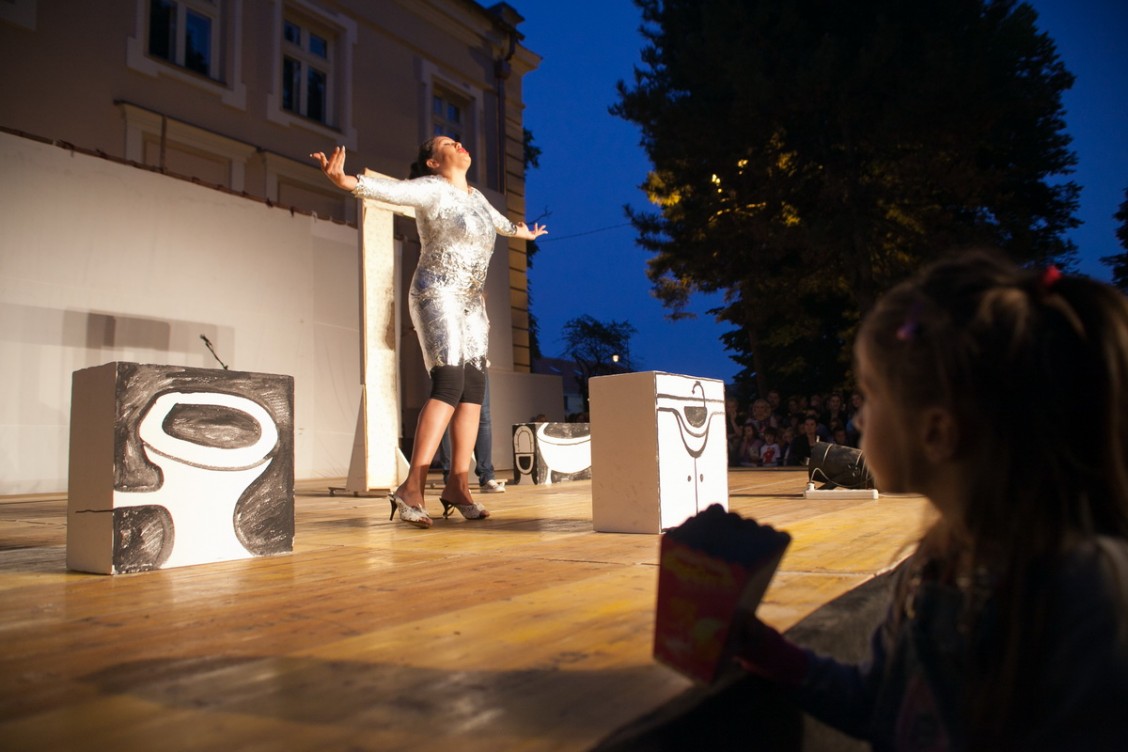 Predstava Menjam pubertet za bilo šta povoljno