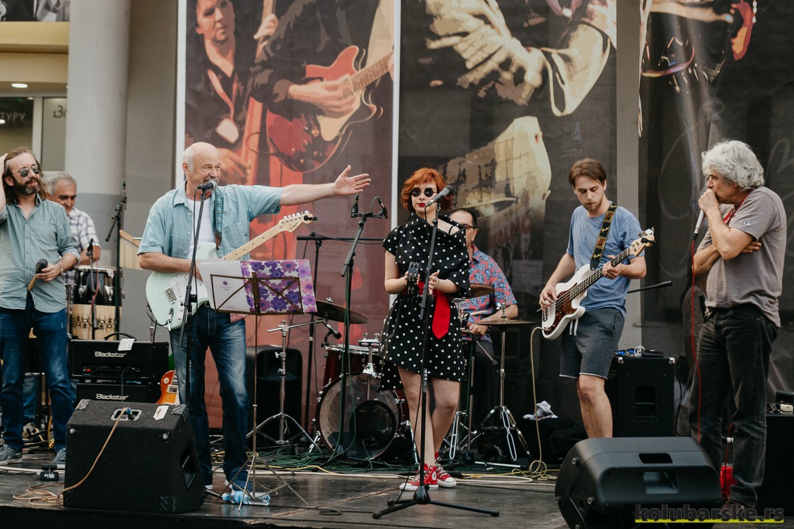 Pilot blues band