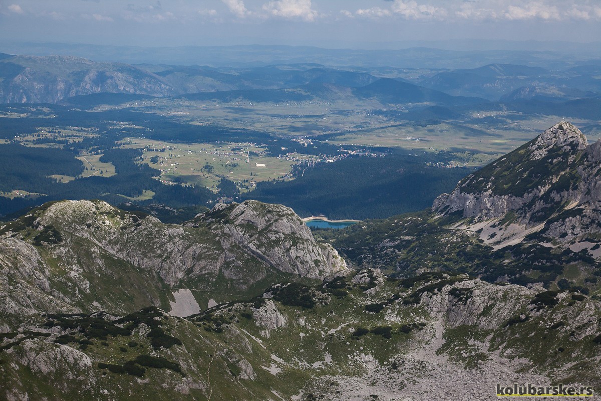 Pogled sa Bobotovog kuka na Crno jezero i Žabljak