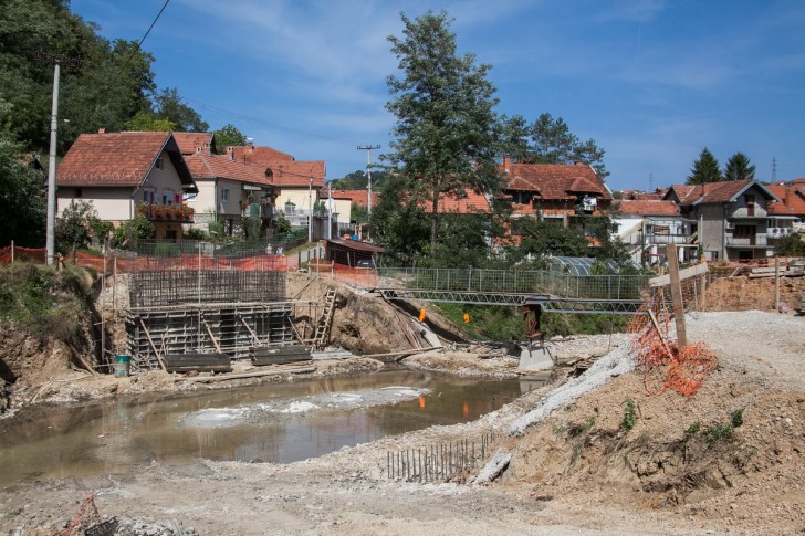 Izgradnja mosta za Veselinoviće
