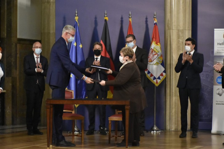 Vlada Srbije i Bizerba potpisali ugovor