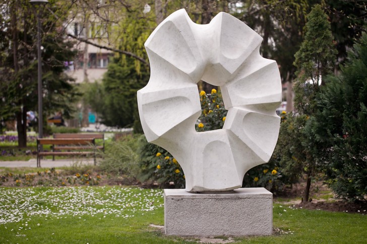 Skulptura u parku kod Limenke