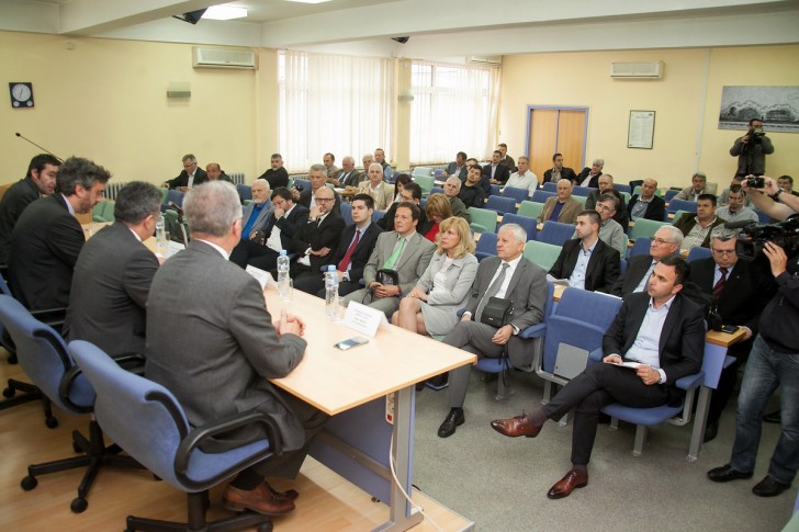 Sastanak sa privrednicima i predstavnicima gradova i opština