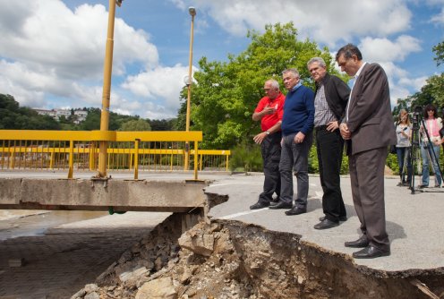 Ministar Velimir Ilić (foto: Đorđe Đoković)