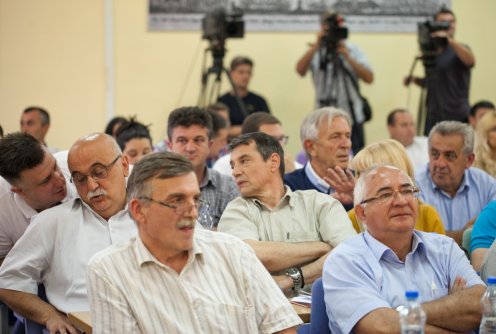 Odbornici SPS i SNS (ilustracija) (foto: Đorđe Đoković)