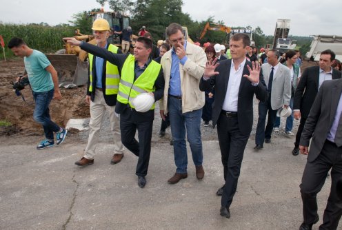 Aleksandar Vučić obilazi gradilište  (08.08.2014.) (foto: Đorđe Đoković)