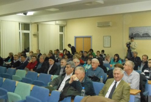 Učesnici javne rasprave (foto: www.valjevo.rs)