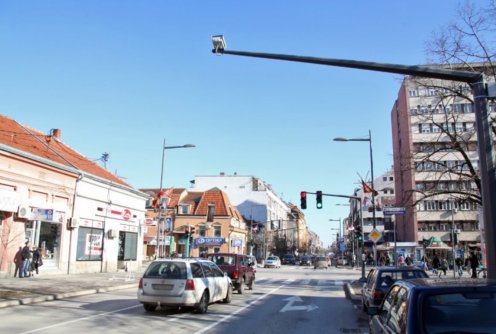 Kamere na raskrsnici Karađorđeve i Sinđelićeve (foto: Đorđe Đoković)