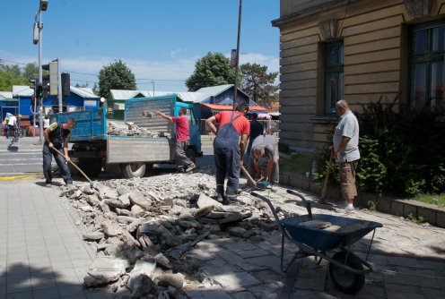 Radovi kod Vukovog spomenika (foto: Đorđe Đoković)