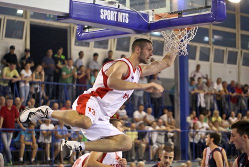 Zakucavanje Majstorovića (foto: Đorđe Đoković)