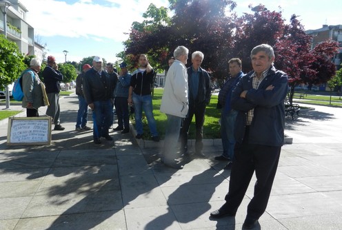 Protest ispred zgrade Opštine Ub (foto: Dragana Nedeljković)