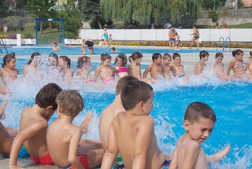 Školica plivanja (foto: www.valjevo.rs)