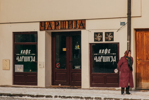 Kafe u Tešnjaru (ilustracija) (foto: Đorđe Đoković)