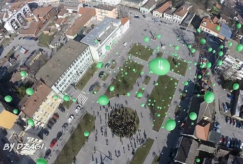 Baloni podrške sa Uba (foto: Dragan Belajac)