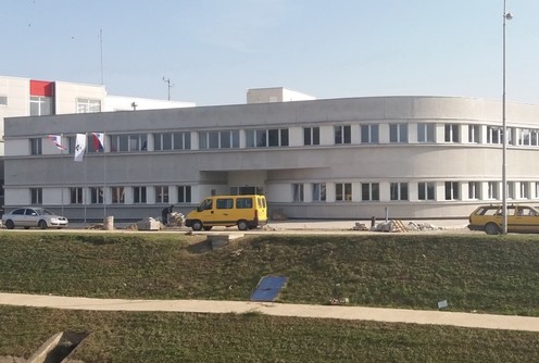 Nova zgrada opštinske uprave (foto: Dragana Nedeljković)