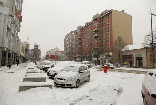 Parking Grada Valjeva (26. 02. 2018.) (foto: Đorđe Đoković)