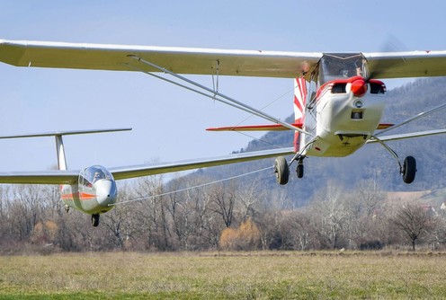 Jedrilica (foto: www.aeroklubvaljevo.com)