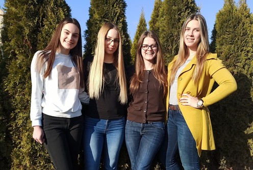 Jana, Sara, Simona i Valentina (foto: Dragana Nedeljković)