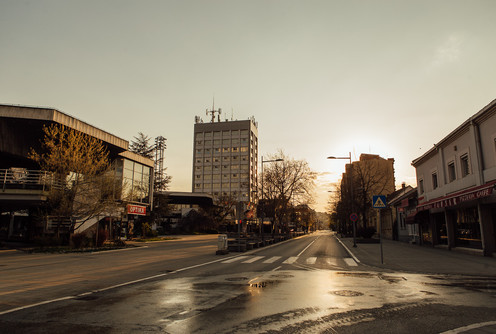 Policijski čas u Valjevu (april 2020.) (foto: Đorđe Đoković)