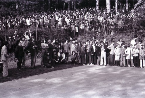 Uranak na Pećini 1. maj 1975. (foto: Dragiša Medenica)