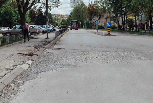 Rupa u Uzun Mirkovoj ulici (foto: Đorđe Đoković)