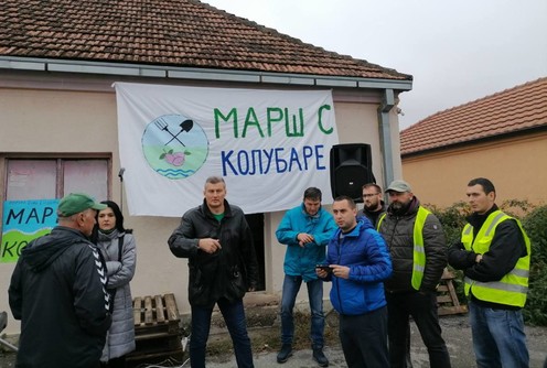 Protest meštana u Lukavcu (foto: Kolubarske.rs)