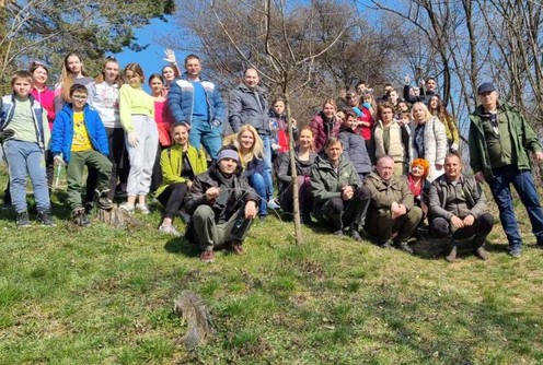 Učesnici akcije u Trećoj školi (foto: Aleksandra Milosavljević)