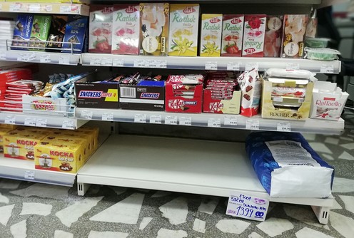 Šećer u pakovanju od  10 kilograma (foto: Kolubarske.rs)