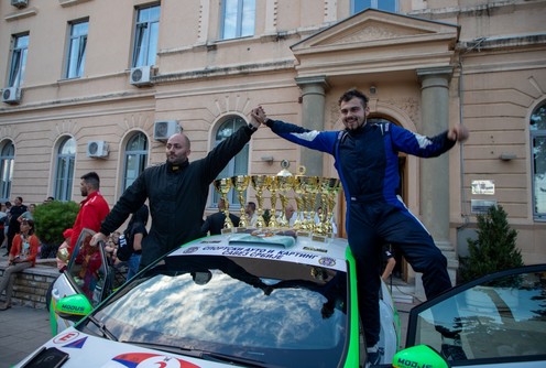 Pobednici Milovanović i Golić (foto: www.mionica.rs)