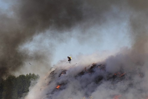 Požar na valjevskoj deponiji (foto: Đorđe Đoković)