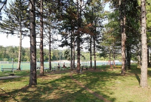 Pored stadiona ZSK-a (foto: Kolubarske.rs)