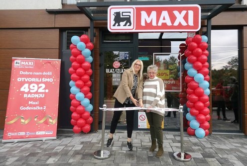 Maxi supermarket na Diovčibarama (foto: Maxi)