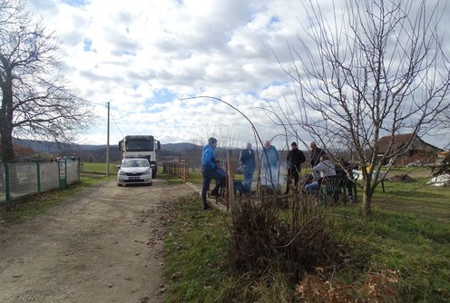 Blokada puta u Žabarima (4. januar) (foto: Kolubarske.rs)