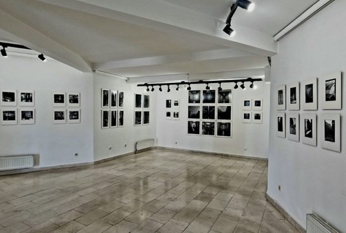 Izložba fotografija Jovana Horvata u Trnavcu (foto: IUS Trnavac)