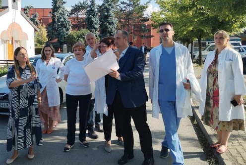 Ministarka u poseti valjevskoj bolnici (foto: Opšta bolnica Valjevo)