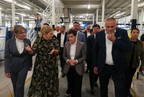 Ana Brnabić u novom pogonu Gorenja (foto: Kolubarske.rs)