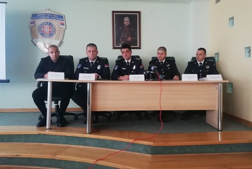 Čelnici valjevske policije (foto: Kolubarske.rs)