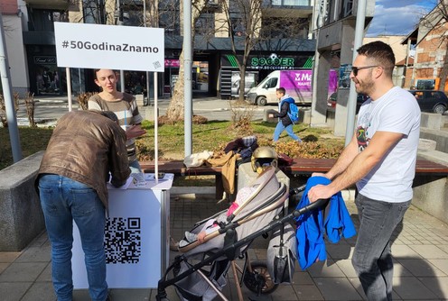 Potpisivanje inicijative iRevolucija (foto: Kolubarske.rs)