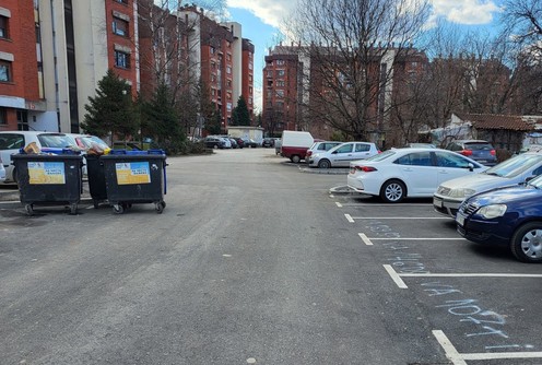 Parking u Kolubari 2 (foto: Kolubarske.rs)
