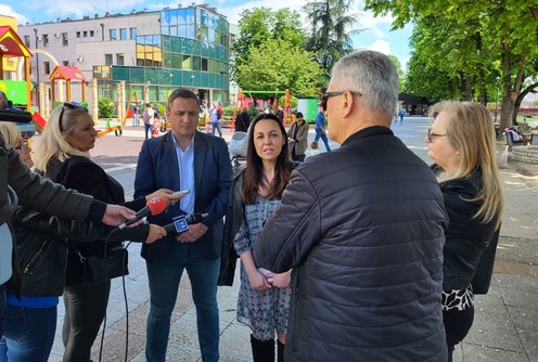 Pokret Sad konferencija za novinare (foto: Kolubarske.rs)