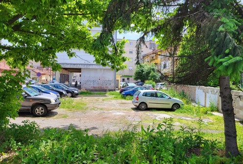 Parcela u Nušićevoj ulici (foto: Kolubarske.rs)