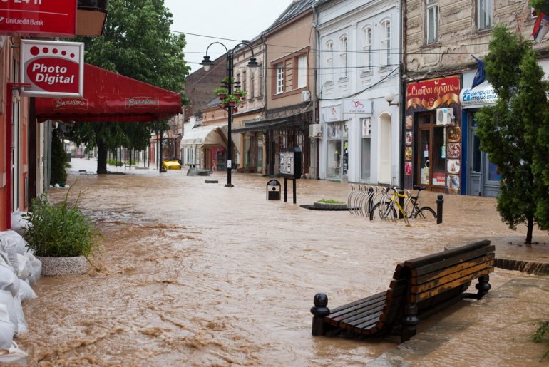 Knez Miloševa, uništene radnje (foto: Đorđe Đoković)