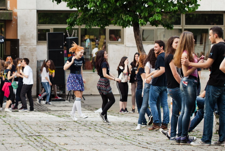 Maturanti Valjevske gimnazije (arhiva 2014.) (foto: Đorđe Đoković)