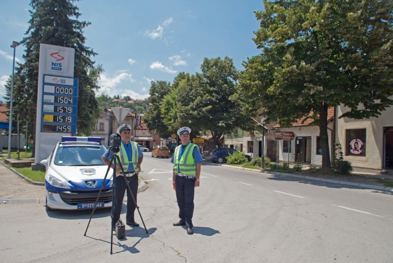 Patrola saobraćajne policije (foto: Đorđe Đoković)