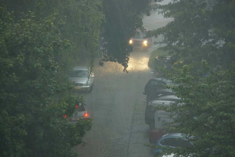 Nevreme u Valjevu (foto: Sreten Pantelić)