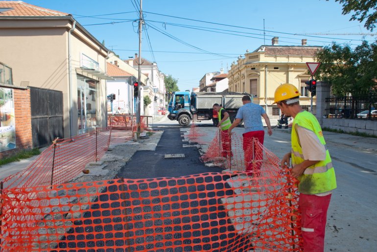 Privođenje radova kraju, ugao Vojvode Mišića i Dr Pantića (foto: Đorđe Đoković)