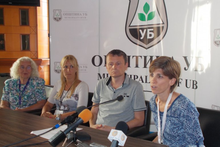 Donatori i predsednik Uba (foto: Dragana Nedeljković)