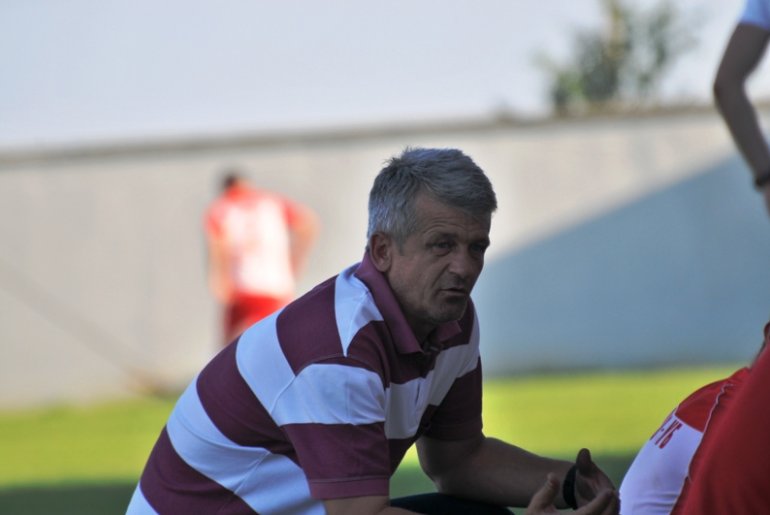 <p>Srđan Jovanović, trener Jedinstva</p> (foto: Zoran Lazarević)