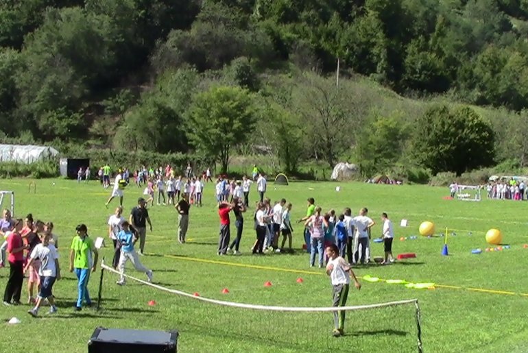 Sportski dan u Peckoj (foto: Veličko Ilić)